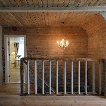Meke Hotel Mustkalni Eksteriør billede
